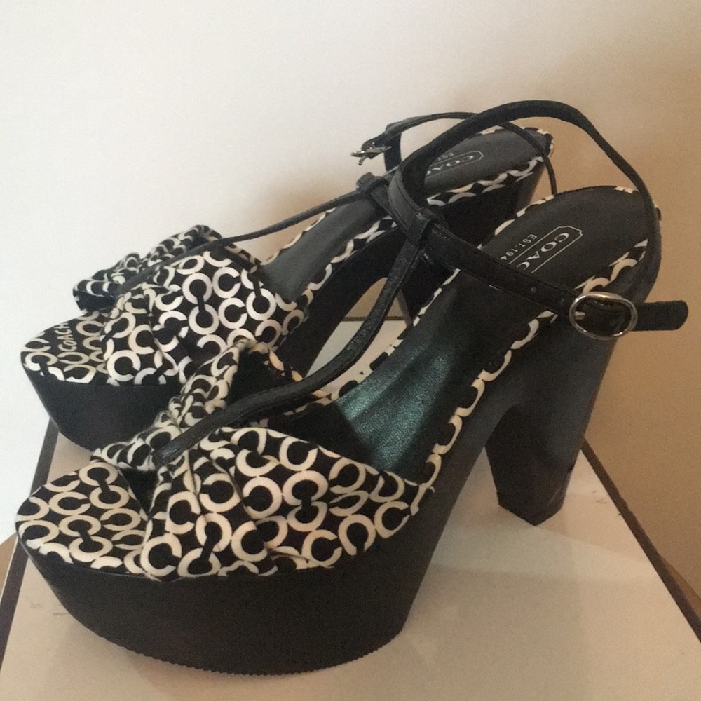 COACH Janeen black platform sandal size 7